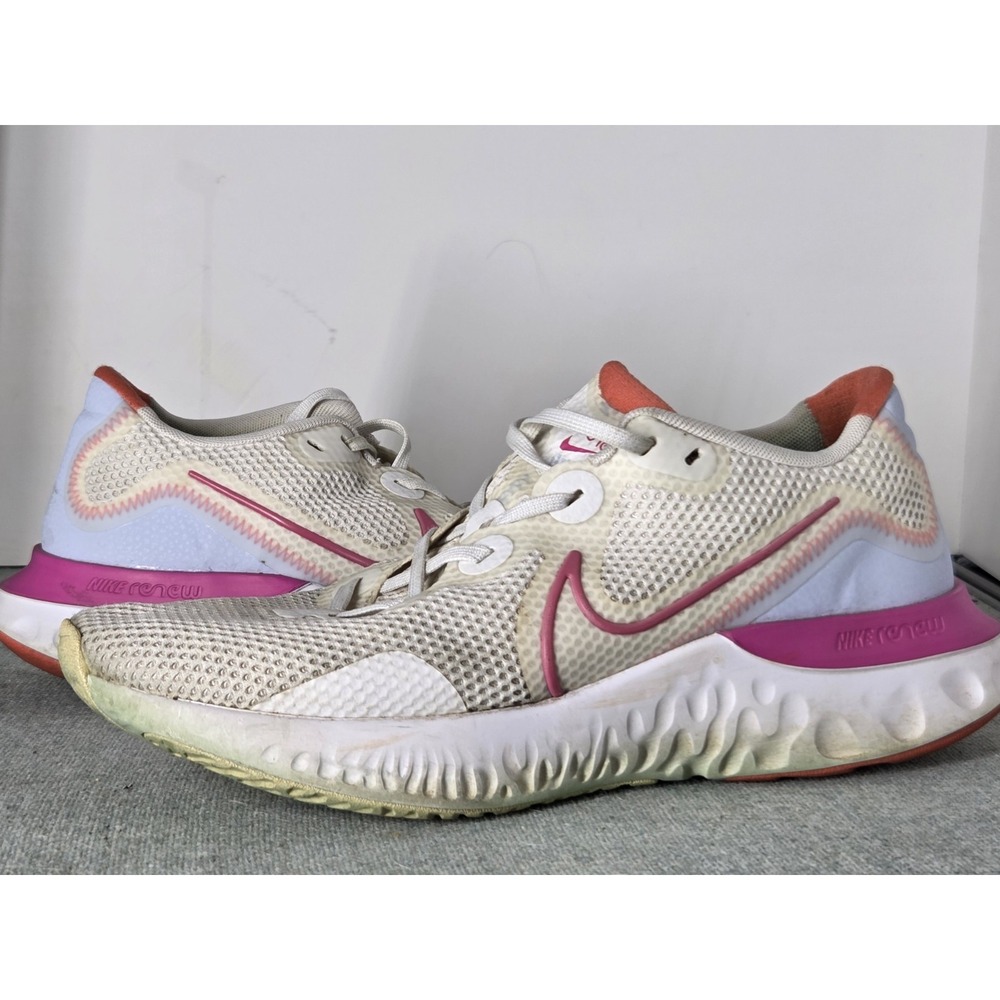 Nike Renew Run White Ember Glow Running Shoes Sneakers Womens Size 11 CK6360-100